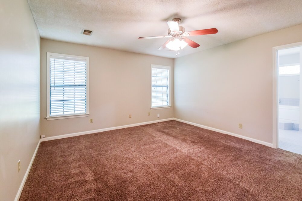 3-Bed Rental on 390 Cherry Tree photo 10