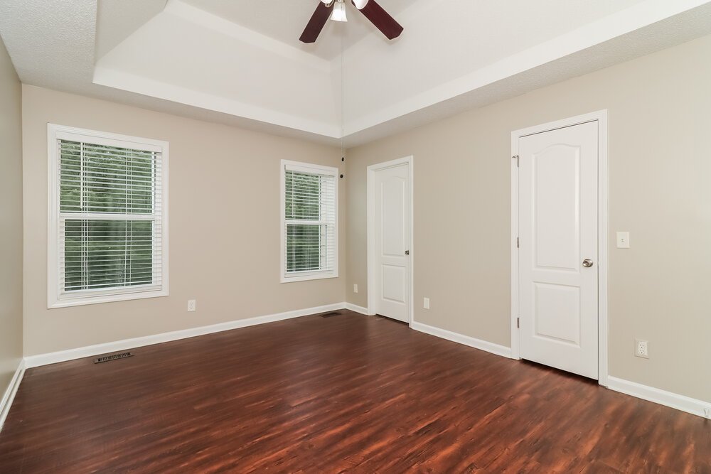 4-Bed Rental on 55 Richmond Dr photo 10