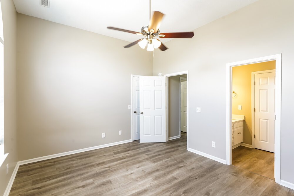 3-Bed Rental on 841 Post Oak photo 10