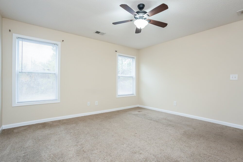 3-Bed Rental on 108 Mount Comet photo 10