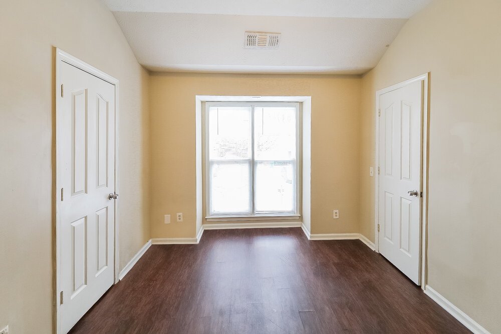 3-Bed Rental on 5351 Ridgemere Ct photo 10