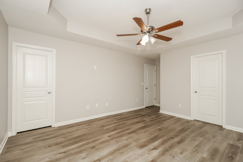 4-Bed Rental on 494 Darbys Run photo 10