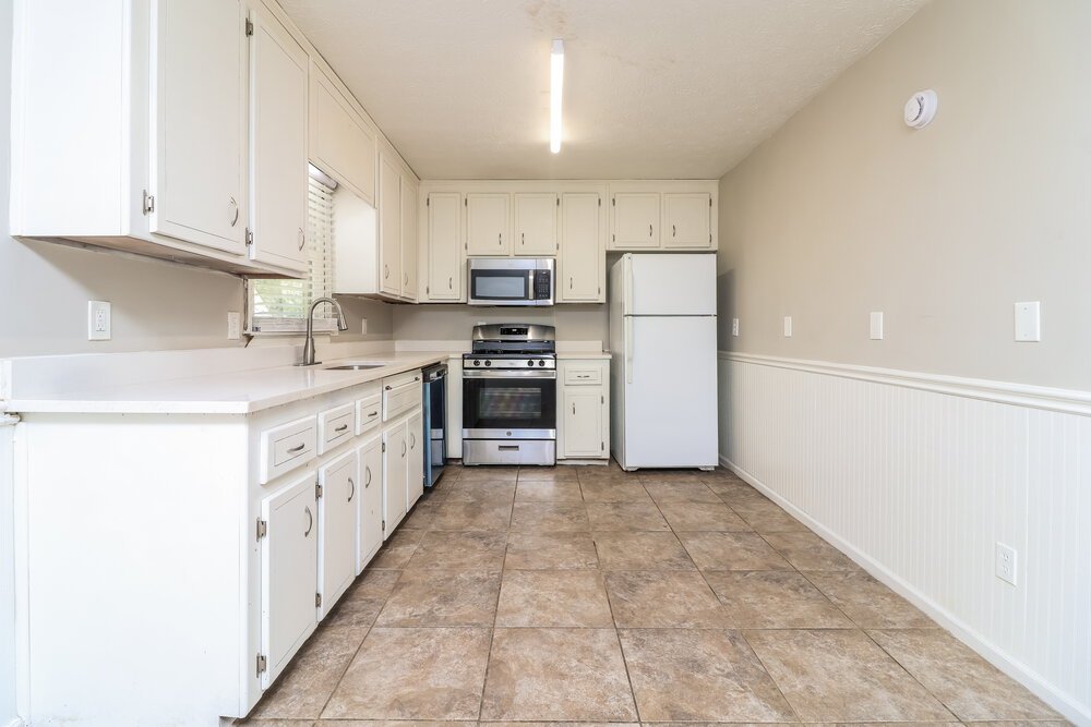 3-Bed Rental on 3138 Calumet Circle photo 11