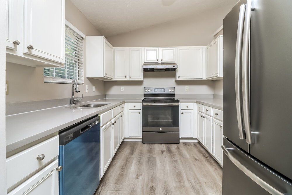 3-Bed Rental on 3716 Crescent Hill photo 11