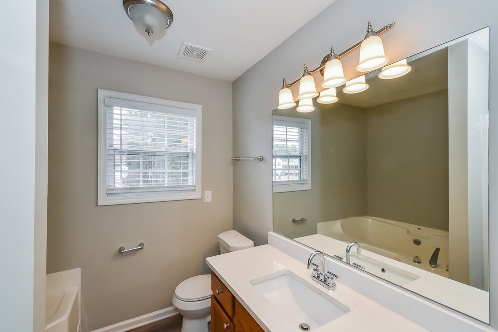 3-Bed Rental on 816 Regency Ct photo 11