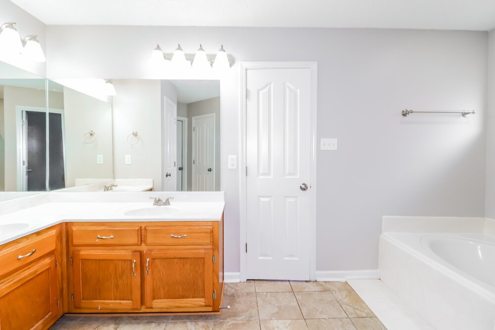 3-Bed Rental on 5714 Pecan Trace photo 11