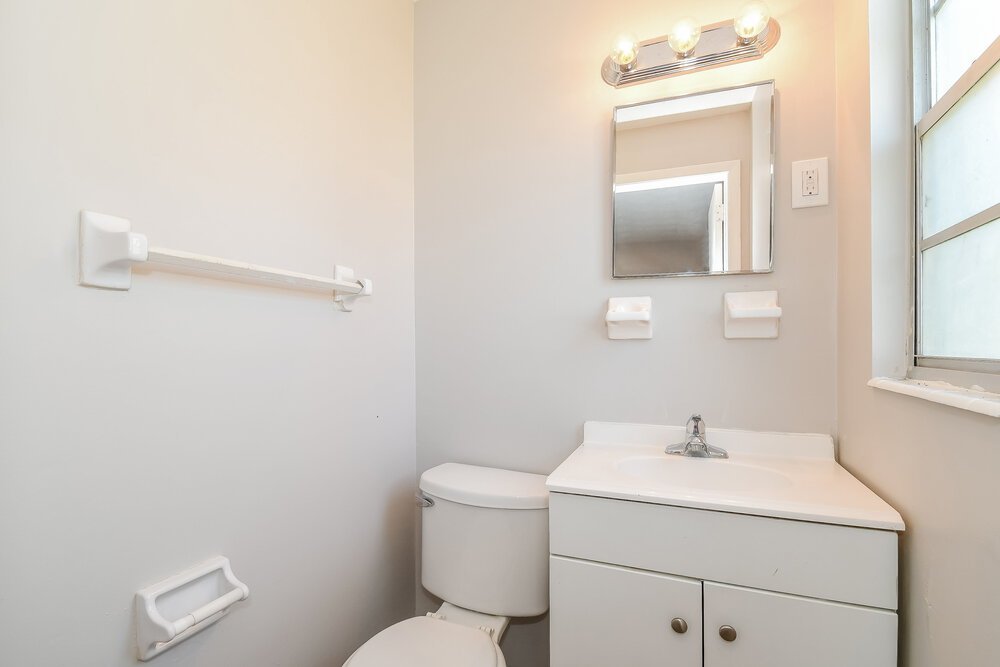 4-Bed Rental on 5664 Minocqua St photo 11