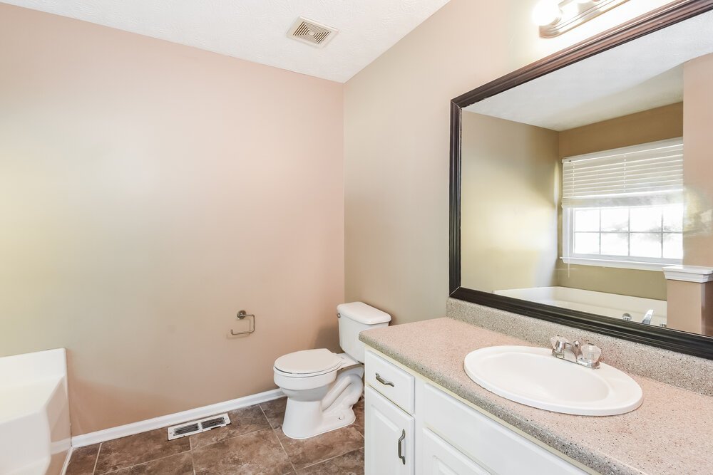 3-Bed Rental on 365 Austin Dr photo 11