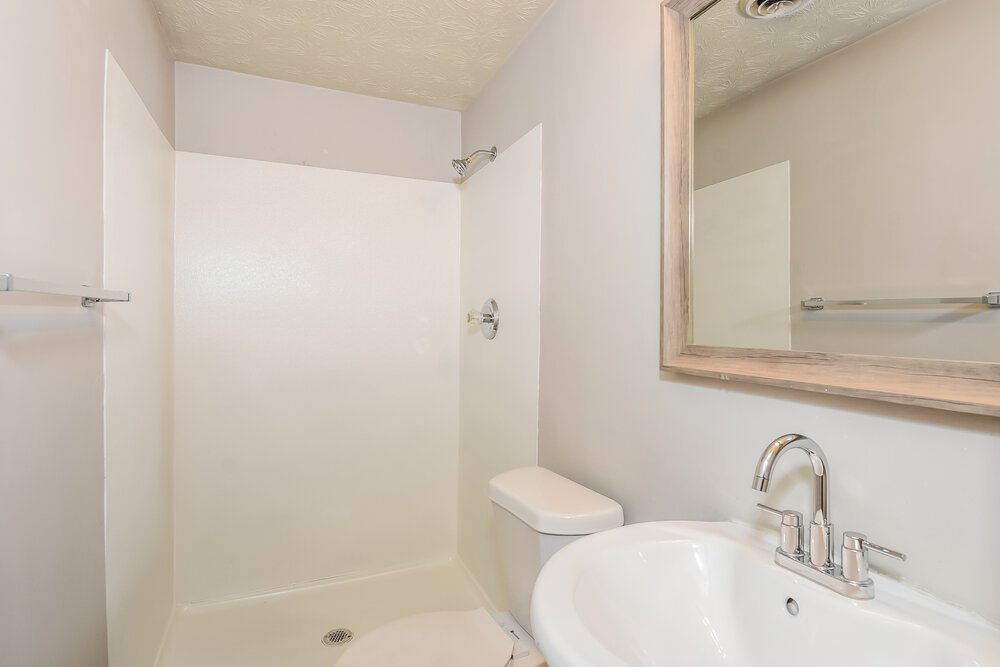 3-Bed Rental on 1860 Suwanee Ridge photo 11