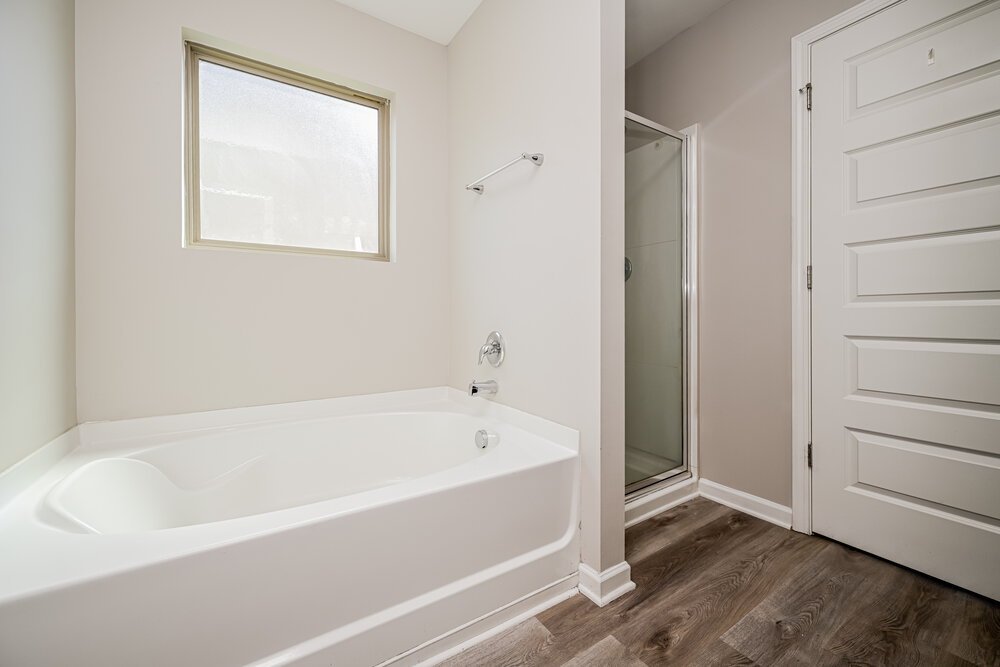 5-Bed Rental on 1156 Werre Way photo 11