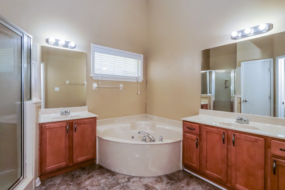 3-Bed Rental on 2680 Bending Elm photo 11