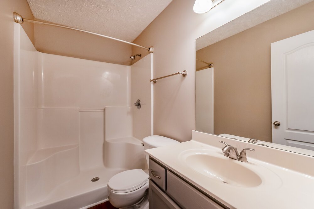 4-Bed Rental on 1625 Beaconcrest Cir photo 11