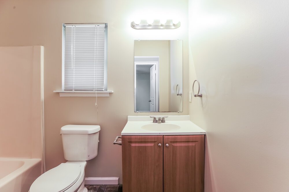 3-Bed Rental on 4110 Oak Stone photo 11