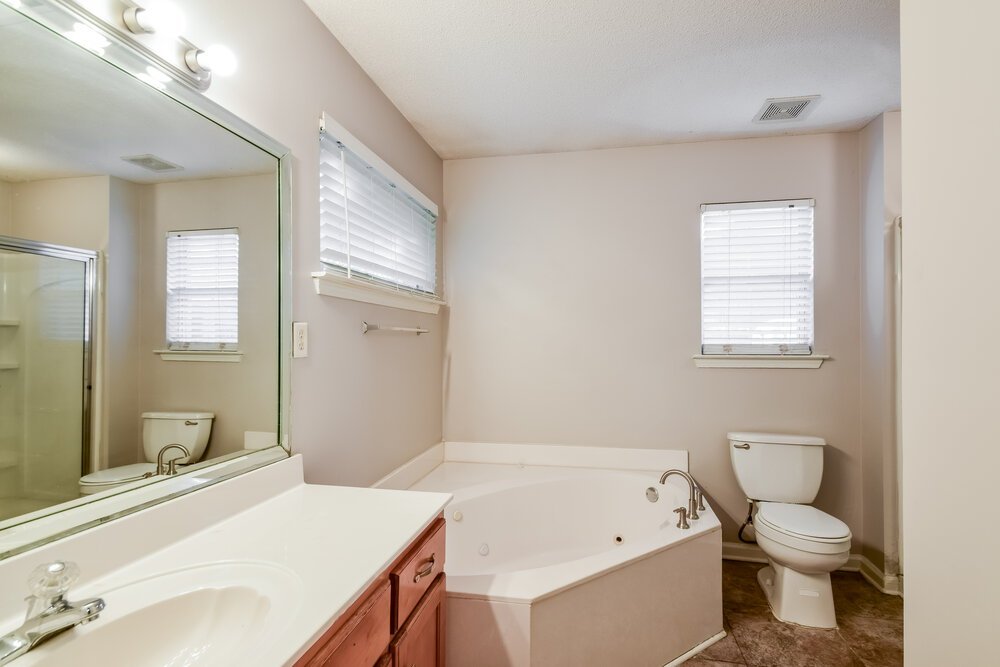 4-Bed Rental on 5604 Corvin Ln photo 11