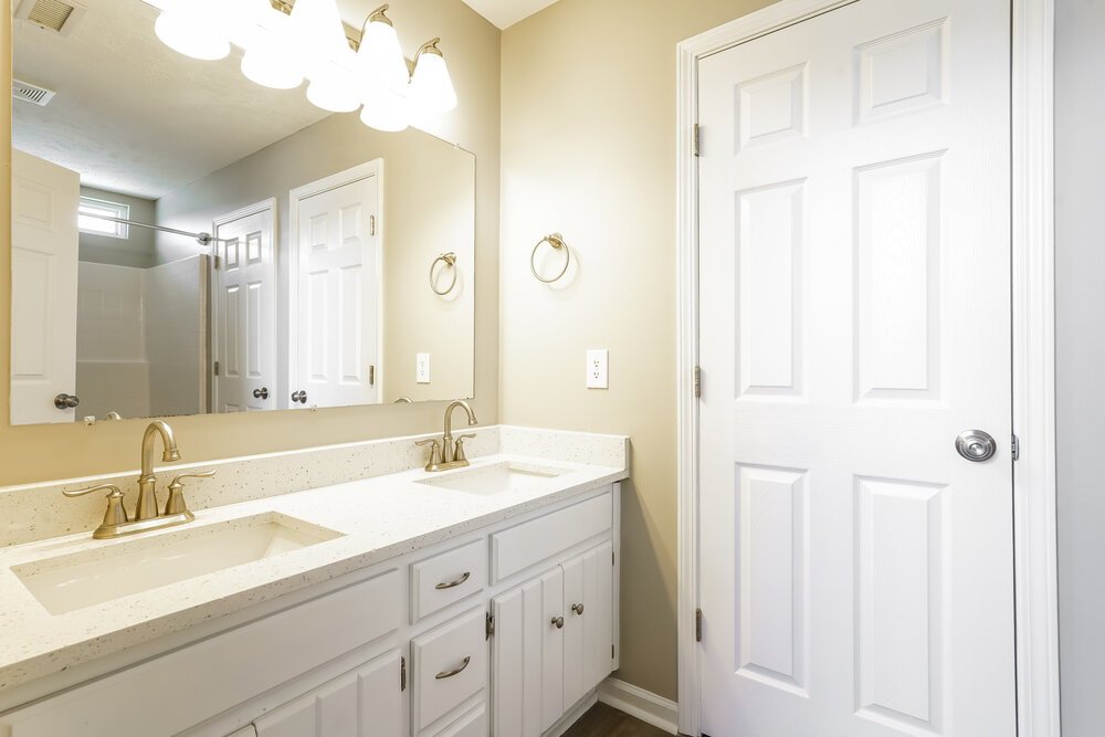 3-Bed Rental on 841 Post Oak photo 11