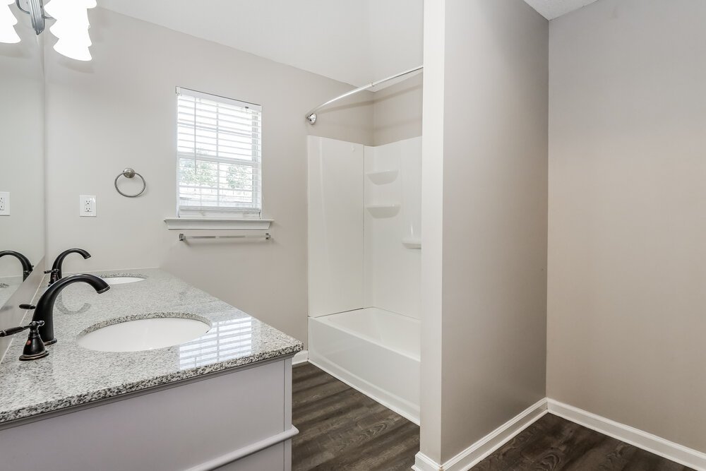 3-Bed Rental on 2948 Mount Pleasant photo 11