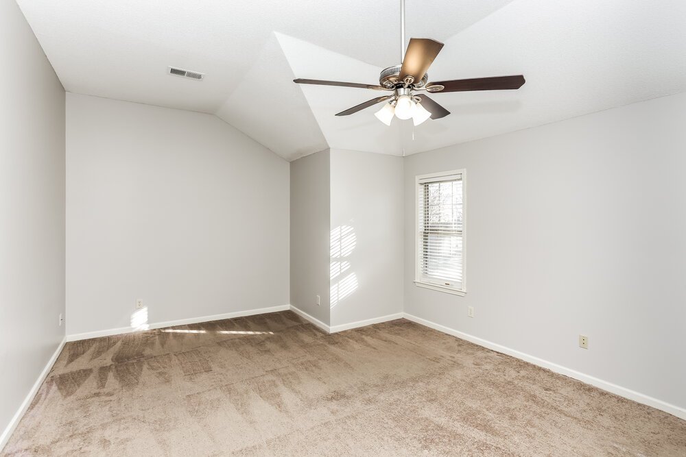 3-Bed Rental on 9261 Speerberry Ln photo 11