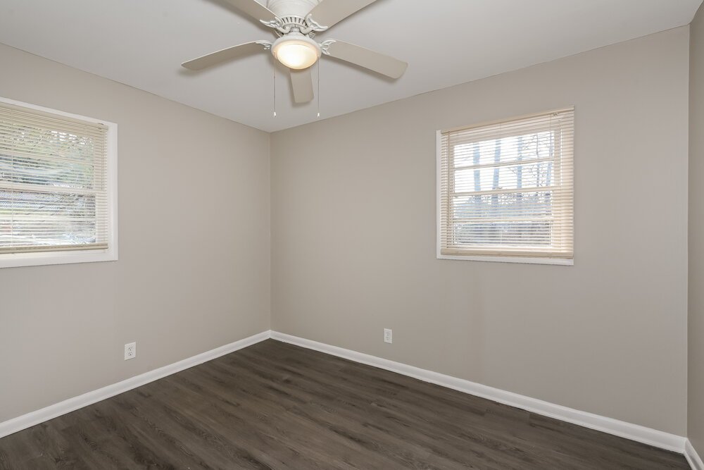 3-Bed Rental on 645 Melrose Dr photo 11