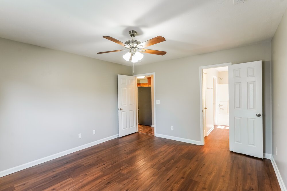 3-Bed Rental on 143 Howard Woody photo 11