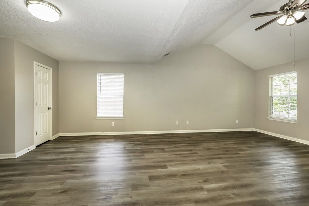 4-Bed Rental on 936 Brisley Cir photo 11