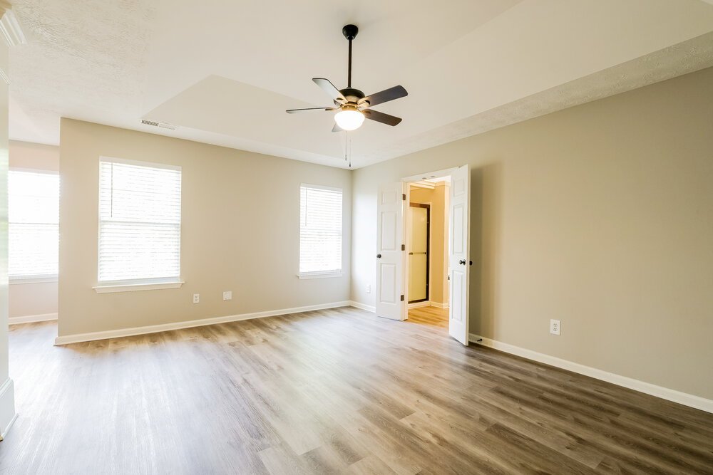 3-Bed Rental on 27 Polo Flds photo 11