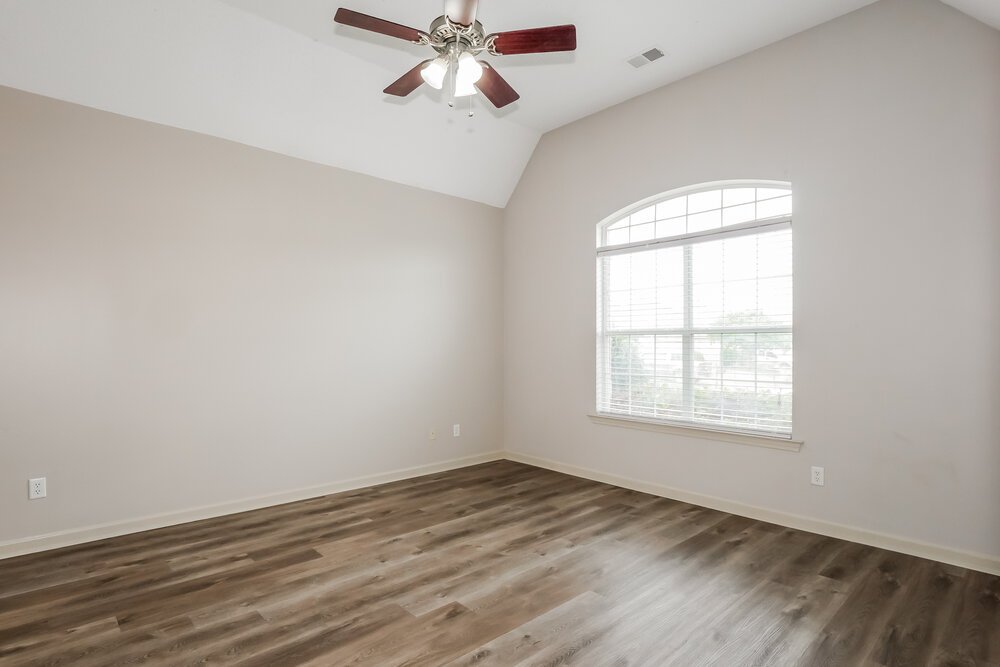 3-Bed Rental on 1254 Carlton Ridge photo 11