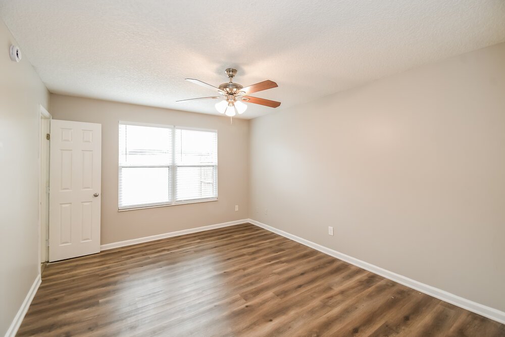 3-Bed Rental on 1967 Bluebird Run photo 11