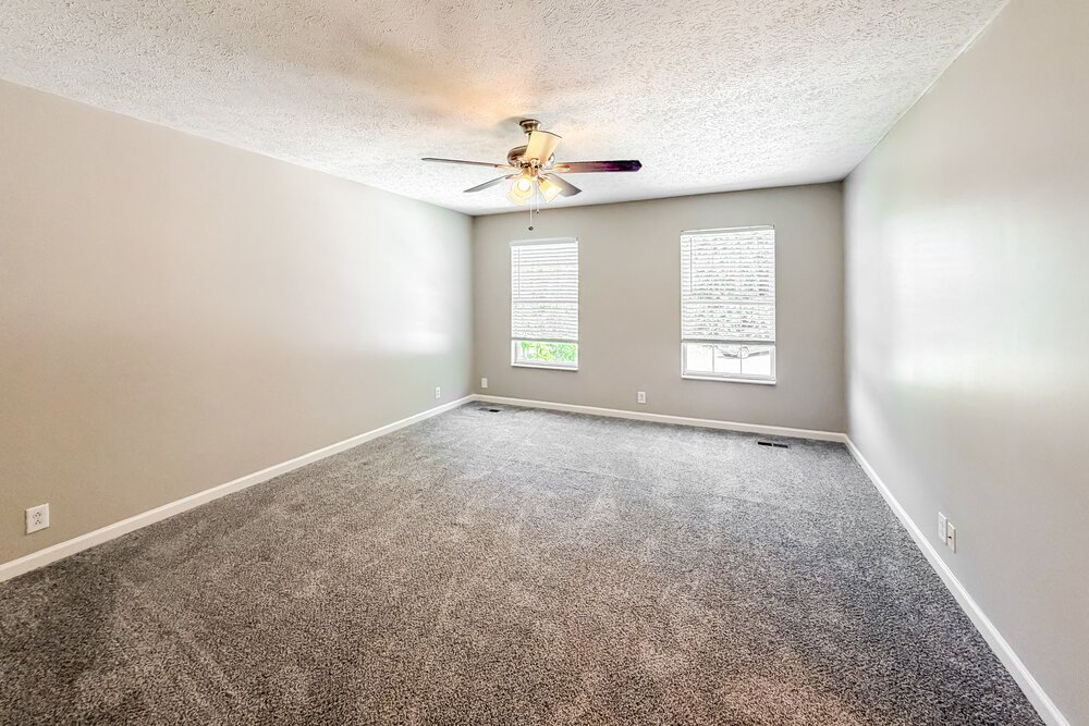 4-Bed Rental on 3134 Creekview Ln photo 11