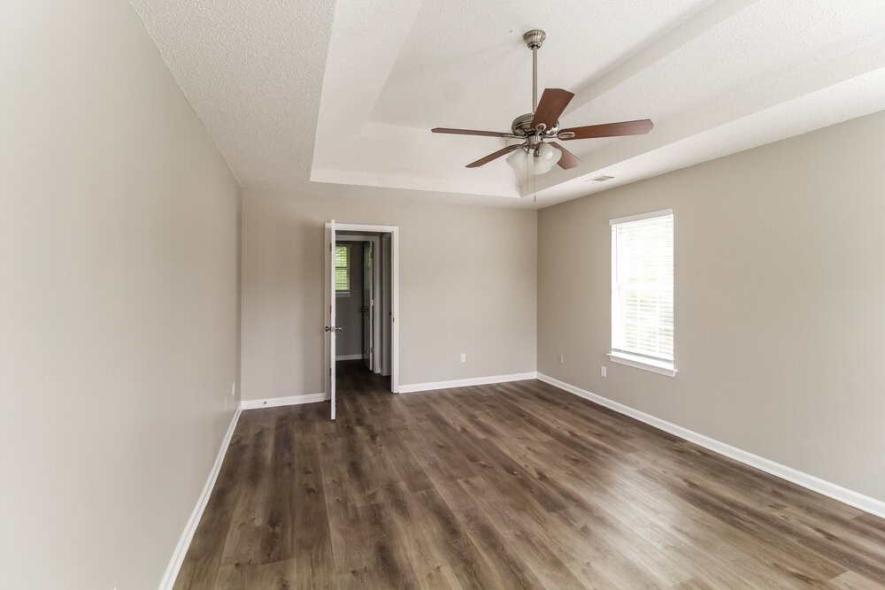 5-Bed Rental on 6261 Remington Park photo 11