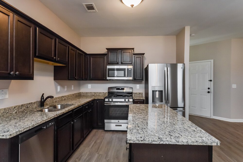 5-Bed Rental on 4047 Clay Ct photo 11