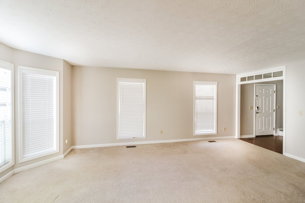 4-Bed Rental on 2915 Emerson Lake photo 11