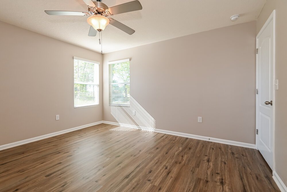 3-Bed Rental on 2555 Bear Creek photo 11