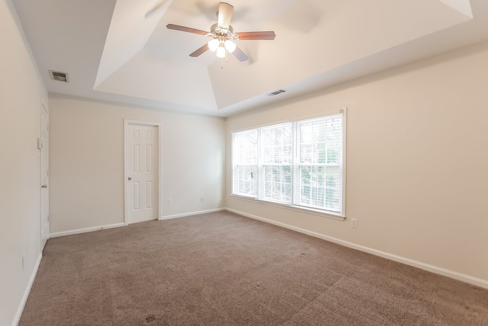 3-Bed Rental on 4118 Huntcliff Dr photo 12