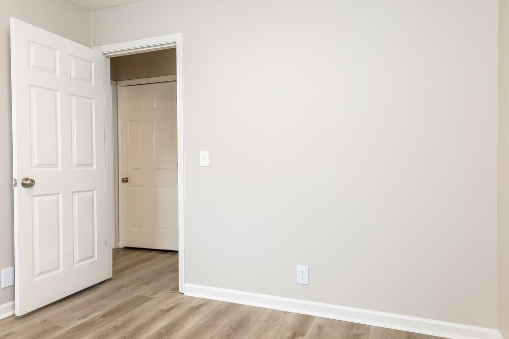 3-Bed Rental on 1008 Tom Hailey photo 12