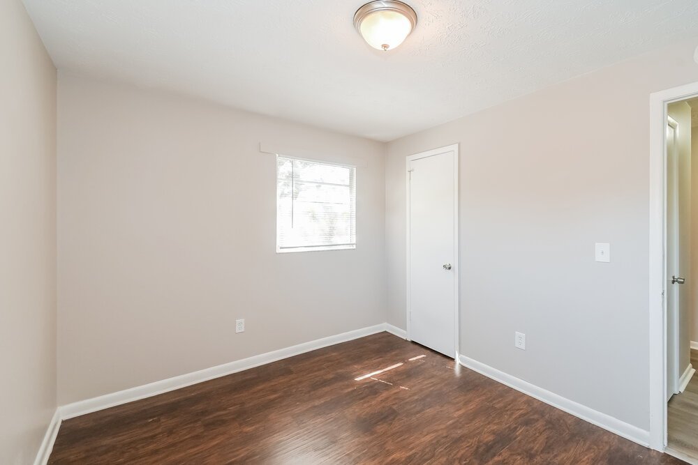 4-Bed Rental on 5664 Minocqua St photo 12