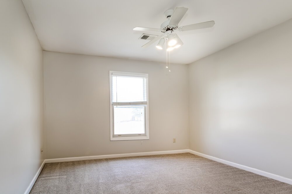4-Bed Rental on 9089 Hearth Stone photo 12