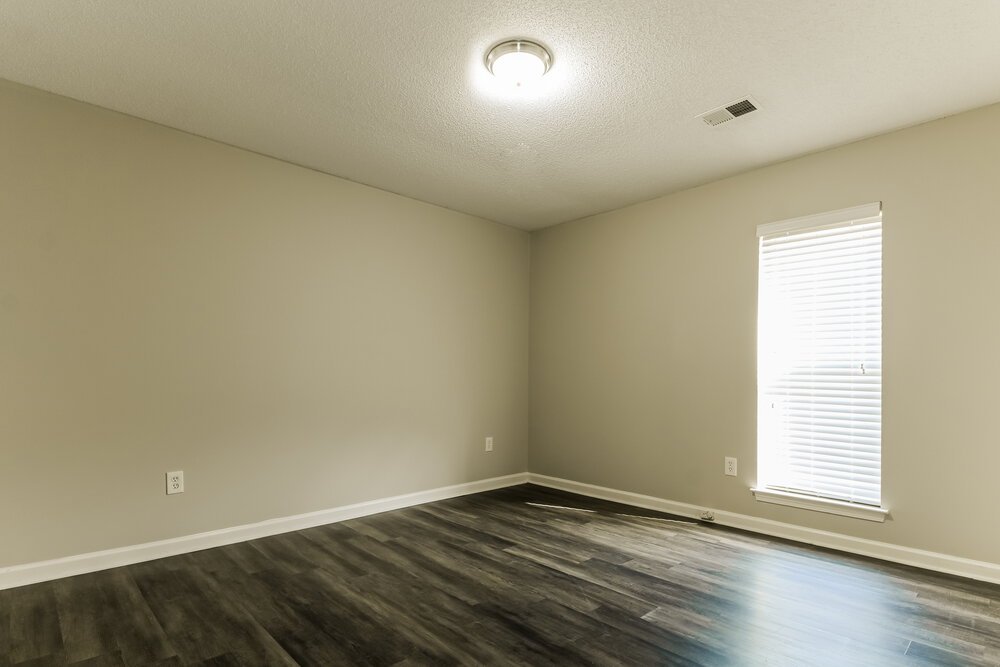 3-Bed Rental on 799 Grant Dr photo 12