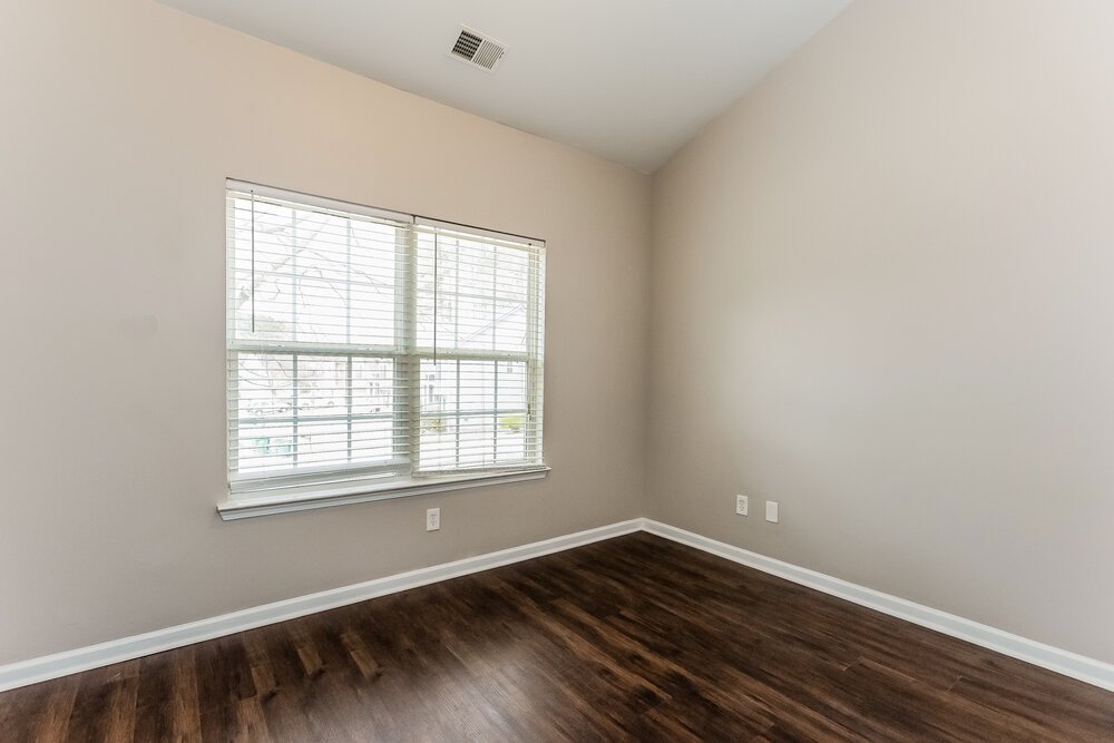 4-Bed Rental on 5065 Landover Way photo 12