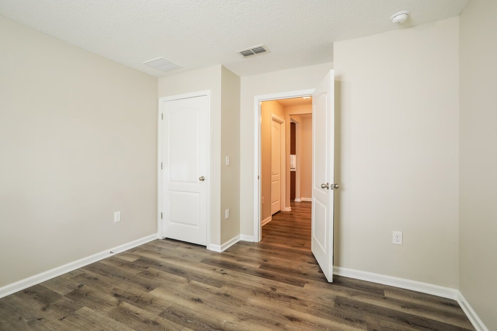 4-Bed Rental on 3514 Song Bird photo 12