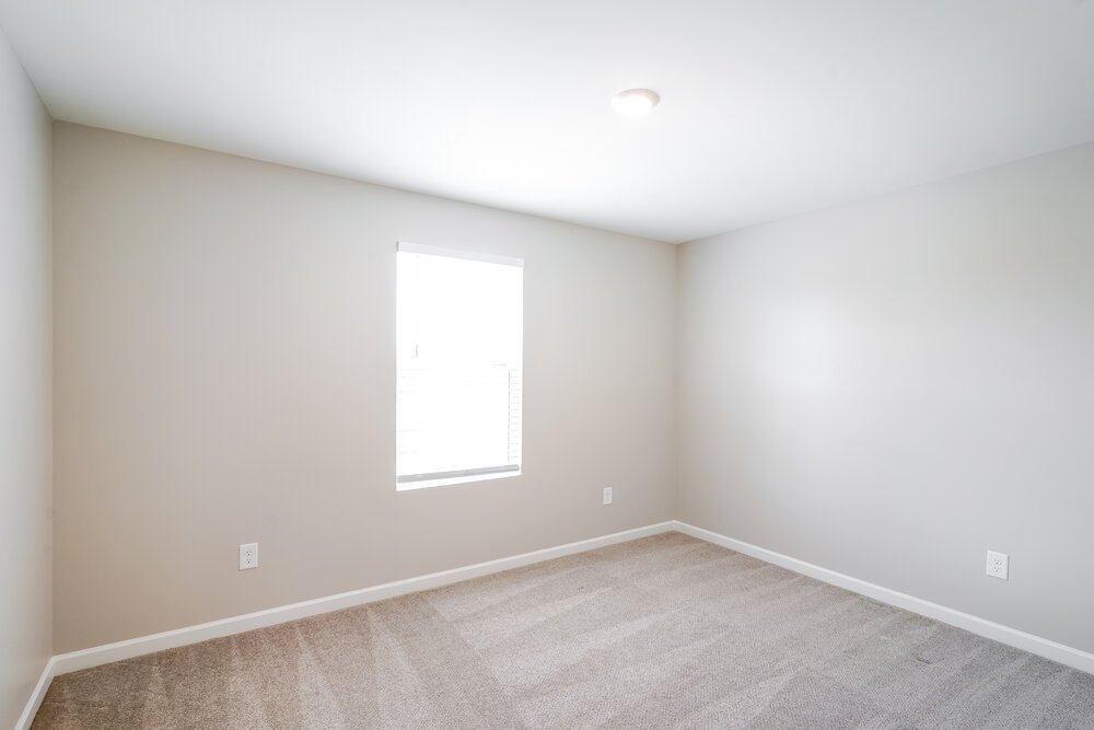3-Bed Rental on 1327 Rutherford St photo 12