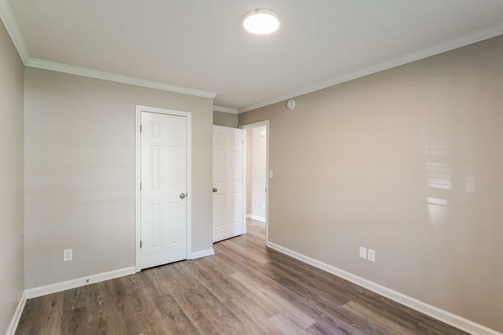 3-Bed Rental on 3944 Rock Creek photo 12