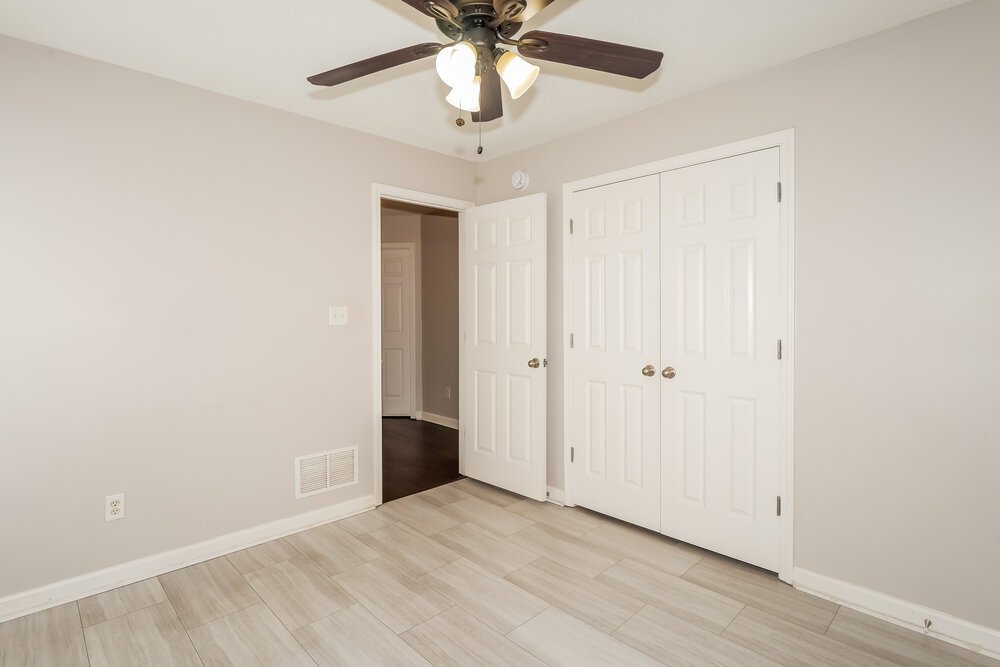 3-Bed Rental on 10333 Cottage Oaks photo 12