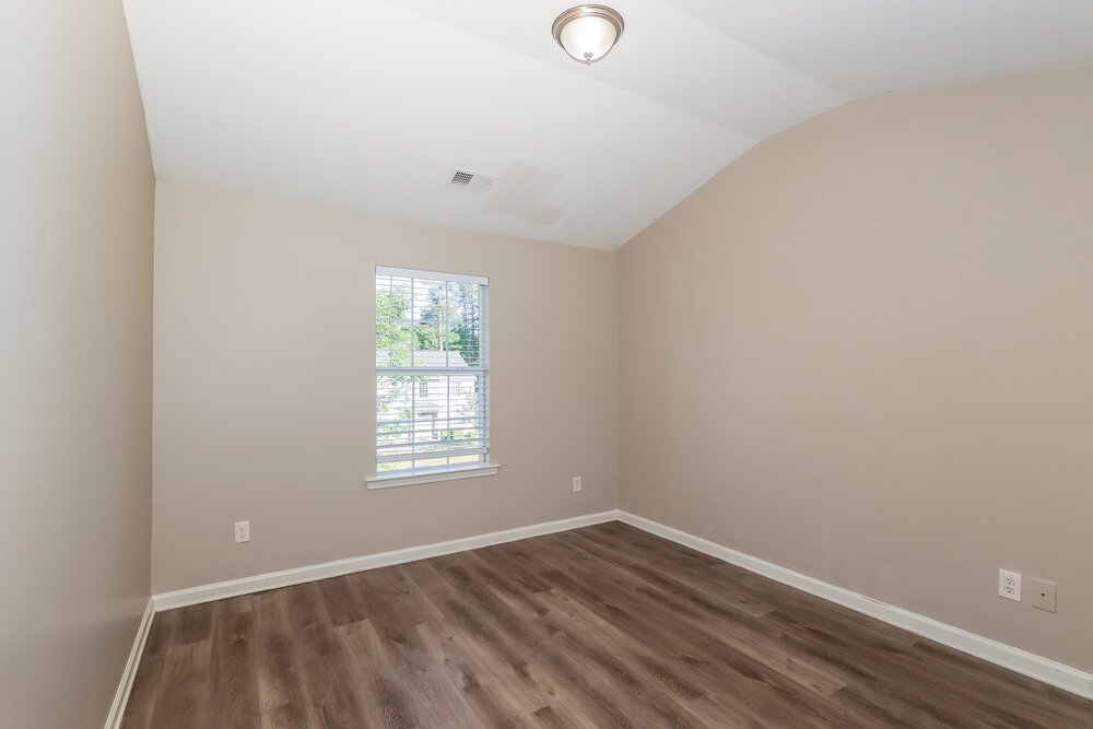 4-Bed Rental on 6325 Polar Fox photo 12
