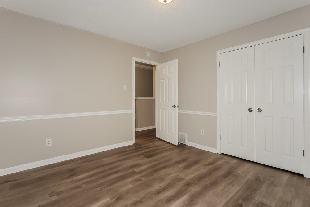 4-Bed Rental on 1040 Trappers Cv photo 12