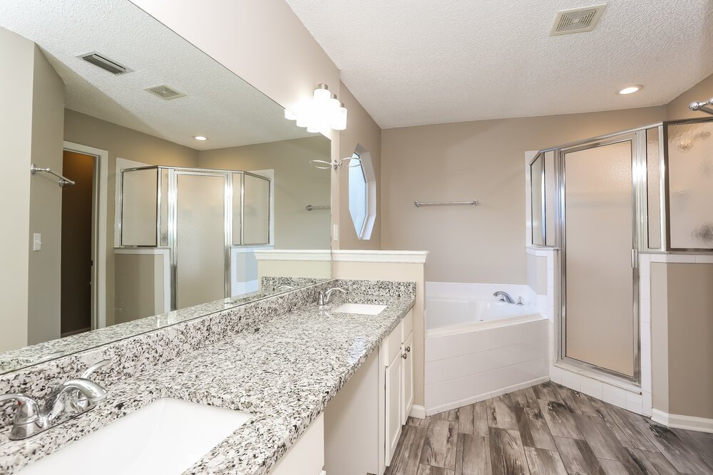 4-Bed Rental on 3476 Shelley Dr photo 12