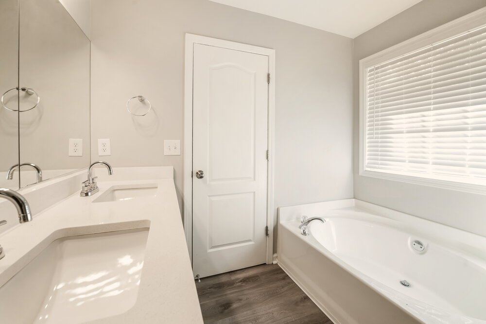 5-Bed Rental on 8074 Colton Creek photo 12
