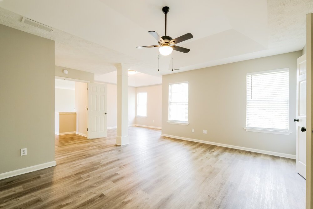 3-Bed Rental on 27 Polo Flds photo 12