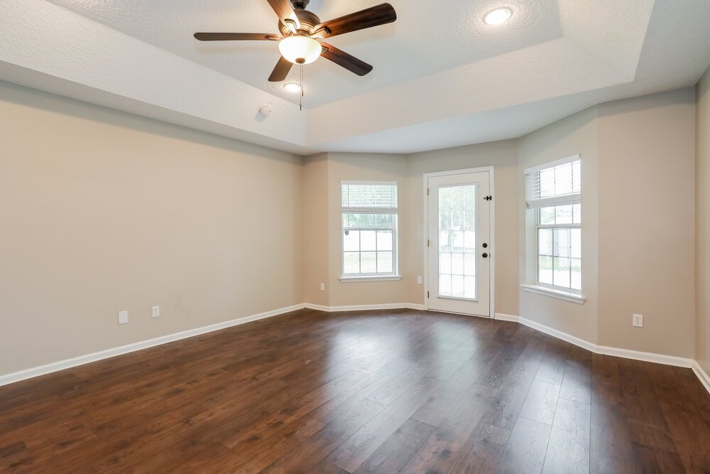 4-Bed Rental on 4856 Monroe Forest photo 12