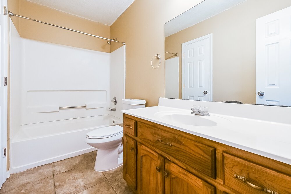 4-Bed Rental on 9150 Belmont Dr photo 12