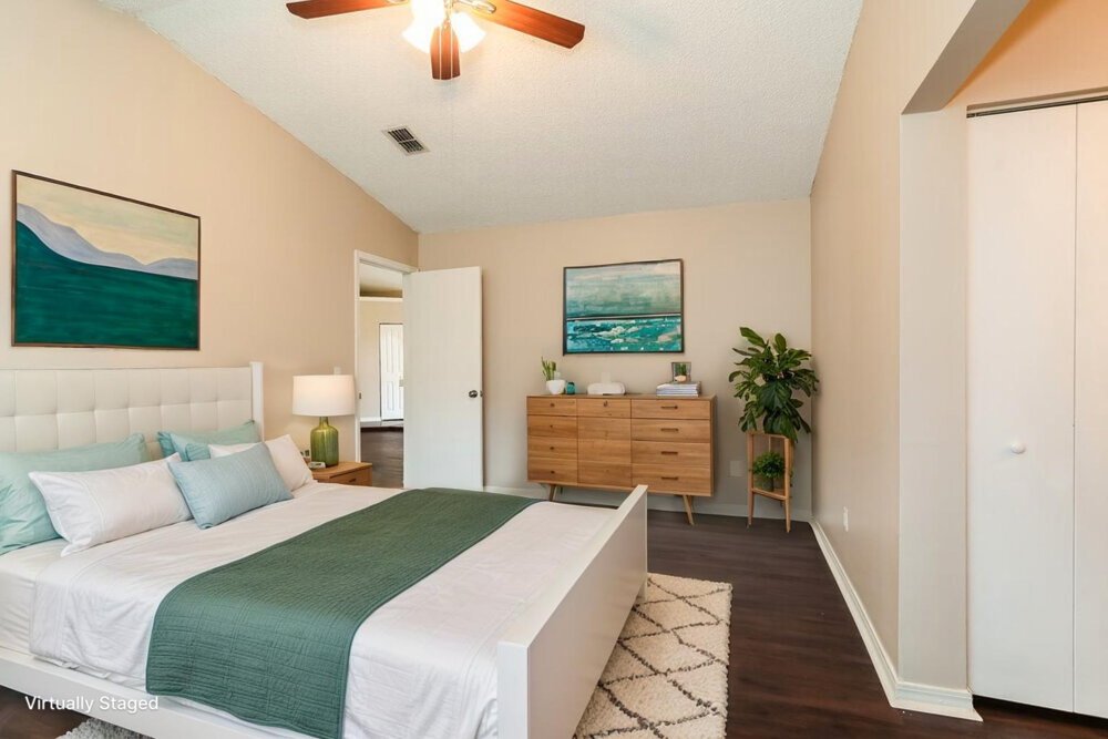 3-Bed Rental on 1863 Sherwood Dr photo 12